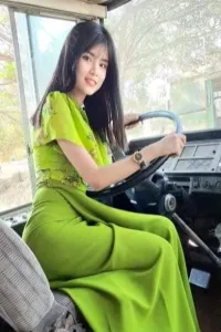 萧忆风